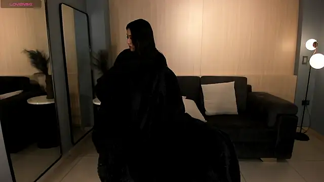 MilaColeman online show from November 2025 02:05:02 AM