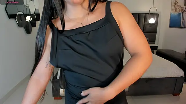MilaColeman online show from June 2026 11:06:02 PM