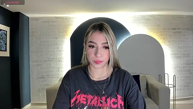 LizzCooper online show from October 2025 04:09:01 AM