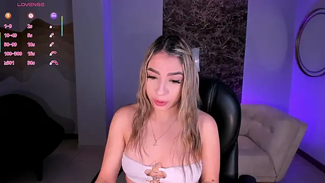 LizzCooper online show from November 2025 04:18:01 AM