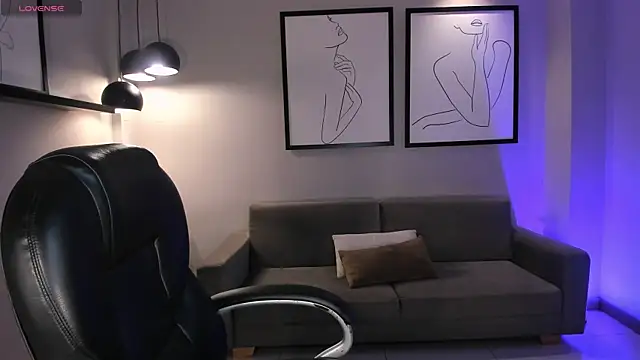 LizzCooper online show from November 2025 04:11:02 AM