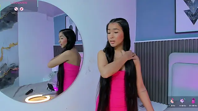 lily  star online show from October 2025 03:38:01 AM