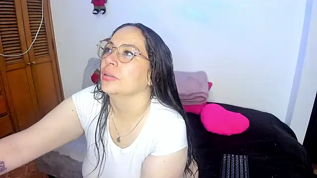 Snapshot of Ashley_Monroe chatting on November 2025 03:01:01 PM Ashley Monroe online show from November 2025 03:01:01 PM