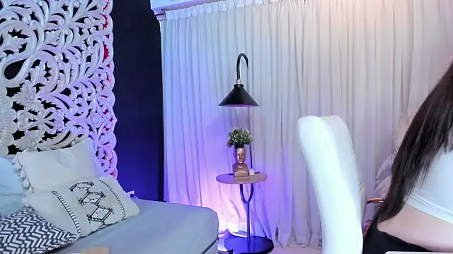 Snapshot of Ashley_Monroe chatting on September 2025 07:42:02 PM Ashley Monroe online show from September 2025 07:42:02 PM