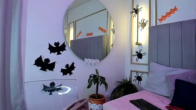 Snapshot of Ashley_Monroe chatting on October 2025 11:55:01 AM Ashley Monroe online show from October 2025 11:55:01 AM