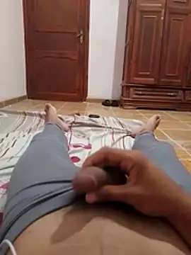 Ellyakine1 online show from October 2025 09:22:01 PM