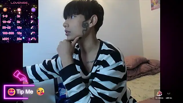 Snapshot of Papi_Mami_Live chatting on November 2025 09:59:02 PM Papi Mami Live online show from November 2025 09:59:02 PM