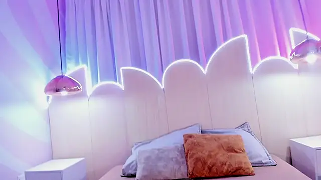 Snapshot of miss_emmy chatting on October 2025 07:15:02 PM miss emmy online show from October 2025 07:15:02 PM