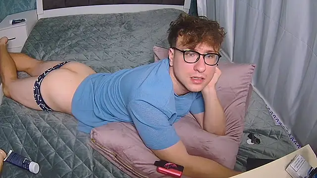 DennisGartmanB online show from October 2025 06:18:02 PM