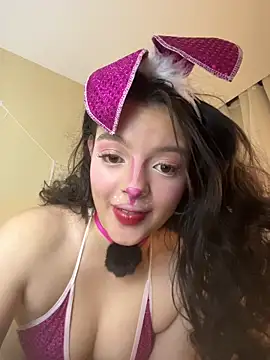 AriaHeavenss online show from October 2025 12:20:01 AM