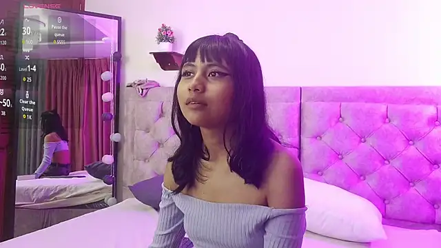 NubesNubladas online show from September 2025 03:22:01 AM