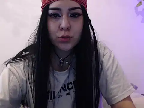 Snapshot of bluegoddessstoned chatting on September 2025 04:33:01 AM bluegoddessstoned online show from September 2025 04:33:01 AM