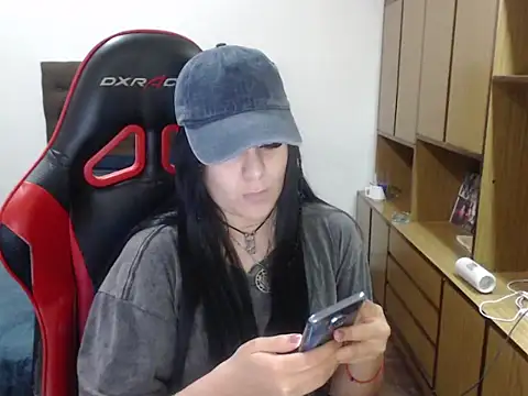 Snapshot of bluegoddessstoned chatting on September 2025 08:24:02 PM bluegoddessstoned online show from September 2025 08:24:02 PM