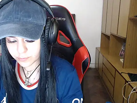 Snapshot of bluegoddessstoned chatting on September 2025 02:36:01 AM bluegoddessstoned online show from September 2025 02:36:01 AM