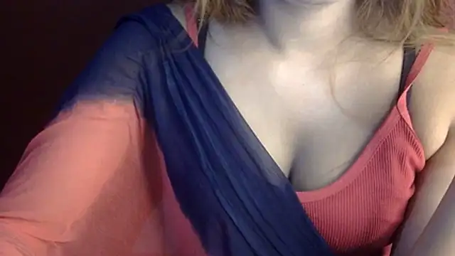 heartless Queen online show from April 2026 05:47:02 AM