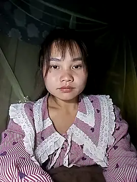 EllyBaby20 online show from February 2026 03:44:01 PM