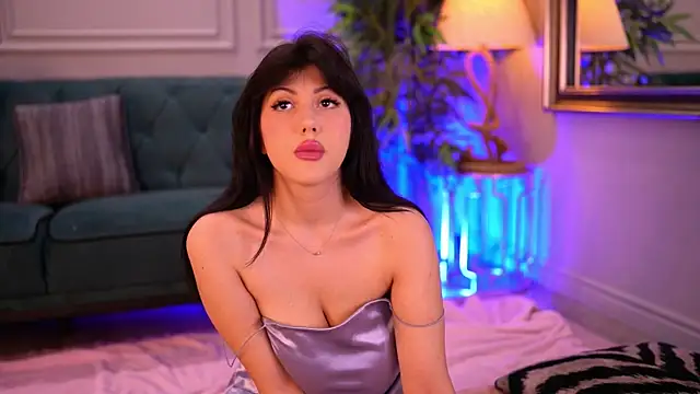 AlenaCapricious online show from November 2025 06:12:02 PM