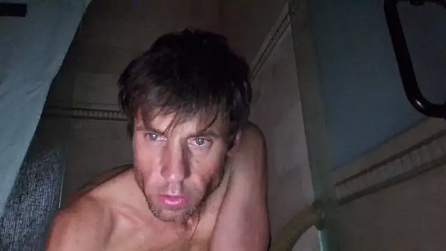 Snapshot of TallDrink11 chatting on October 2025 06:47:01 AM TallDrink11 online show from October 2025 06:47:01 AM