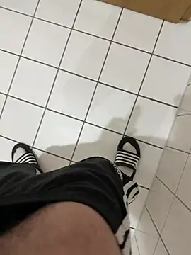 Dicksxd online show from February 2026 05:57:01 PM