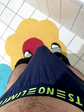 Dicksxd online show from October 2025 04:16:01 AM