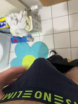 Dicksxd online show from October 2025 08:17:01 AM