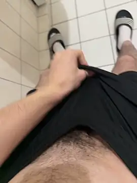 Dicksxd online show from September 2025 06:46:01 PM