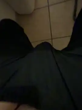 Dicksxd online show from October 2025 08:11:02 PM
