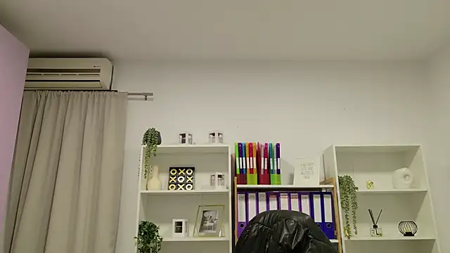 Snapshot of RubiHarper chatting on November 2025 03:11:02 PM RubiHarper online show from November 2025 03:11:02 PM