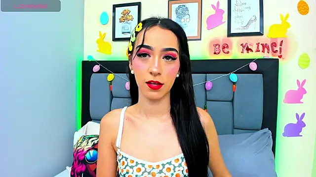 VioletaCollins online show from April 2026 11:28:02 AM