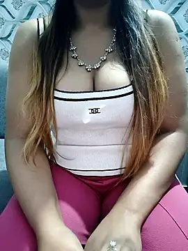 siya00 online show from November 2025 08:47:01 PM