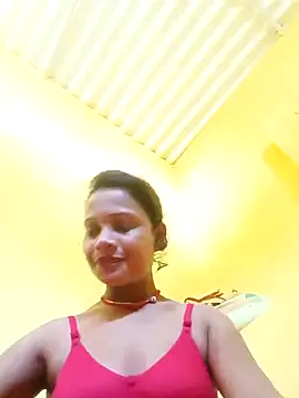 Snapshot of Chandni_Love143 chatting on October 2025 03:40:02 AM Chandni Love143 online show from October 2025 03:40:02 AM