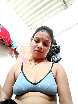 Snapshot of Chandni_Love143 chatting on September 2025 03:55:02 AM Chandni Love143 online show from September 2025 03:55:02 AM