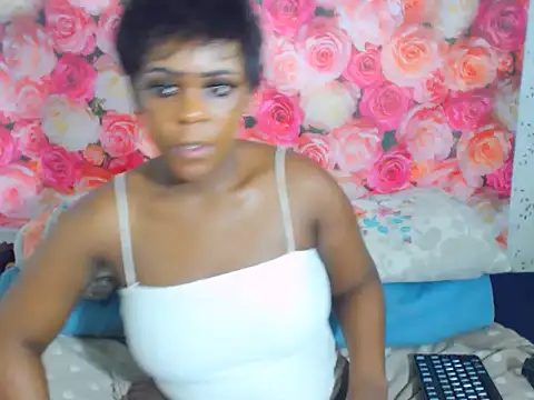 MiniMinaj online show from December 2025 05:07:02 PM