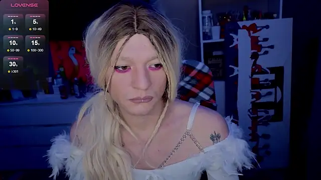 Kkkylie online show from March 2026 05:19:01 PM