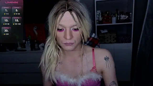 Kkkylie online show from March 2026 04:06:02 AM