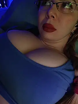 BunnyFoxy777 online show from February 2026 01:05:02 PM