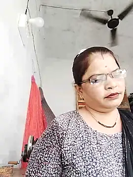 Bhavna hot online show from October 2025 09:33:01 AM