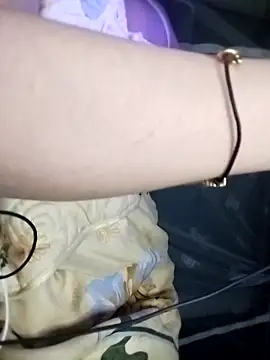 Snapshot of Kuncute chatting on September 2025 11:08:02 PM Kuncute online show from September 2025 11:08:02 PM