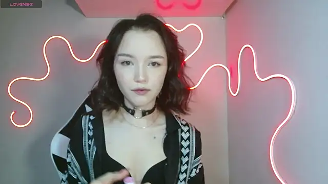 DemiWildcat online show from October 2025 09:00:02 AM