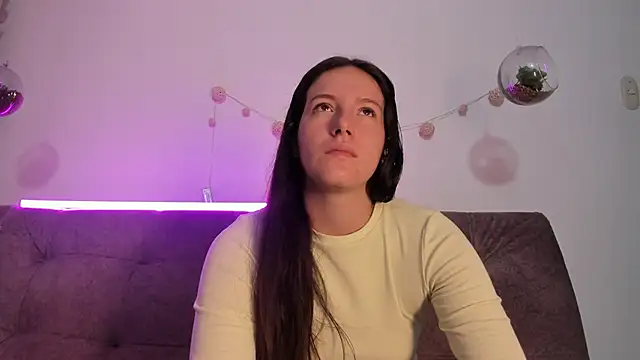 katalella brown1 online show from October 2025 11:24:02 AM
