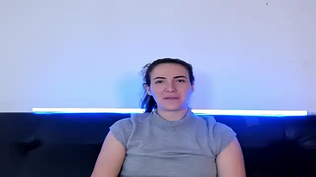 katalella brown1 online show from September 2025 12:11:02 PM