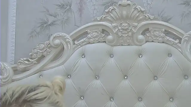 EllieFrosty  online show from April 2026 03:57:01 AM