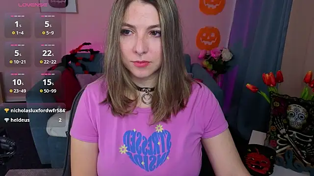 Snapshot of evafolver chatting on October 2025 07:18:02 AM evafolver online show from October 2025 07:18:02 AM