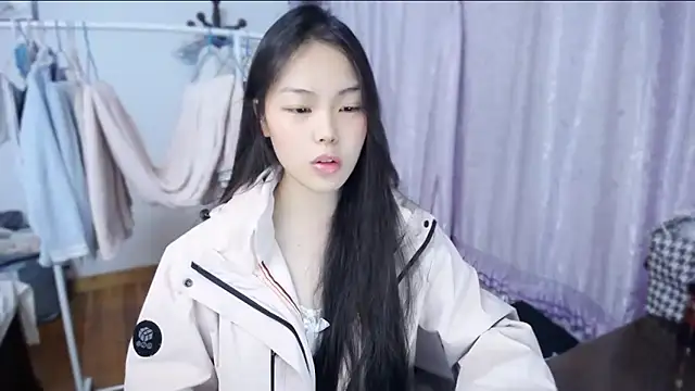 Snapshot of yao-yao_ chatting on November 2025 01:54:02 PM yao-yao online show from November 2025 01:54:02 PM