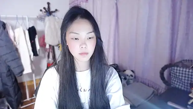 Snapshot of yao-yao_ chatting on December 2025 11:53:01 AM yao-yao online show from December 2025 11:53:01 AM