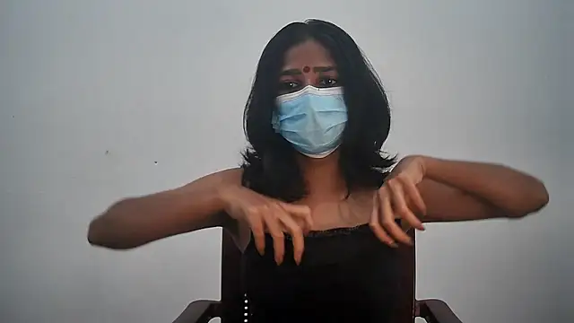 Minu Cam online show from April 2026 04:31:02 AM