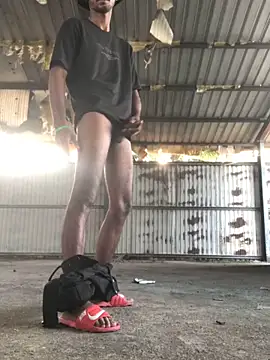 Snapshot of kavi1q1 chatting on November 2025 01:12:01 AM kavi1q1 online show from November 2025 01:12:01 AM