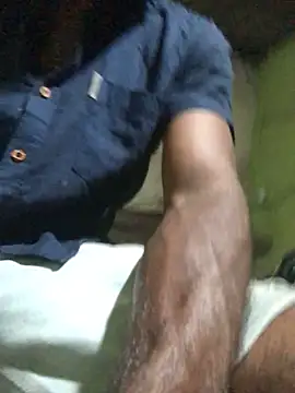 Snapshot of kavi1q1 chatting on February 2026 03:28:01 PM kavi1q1 online show from February 2026 03:28:01 PM