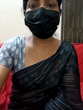 Snapshot of Rithya27 chatting on November 2025 06:11:01 PM Rithya27 online show from November 2025 06:11:01 PM