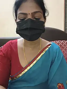 Snapshot of Rithya27 chatting on July 2026 06:36:01 PM Rithya27 online show from July 2026 06:36:01 PM